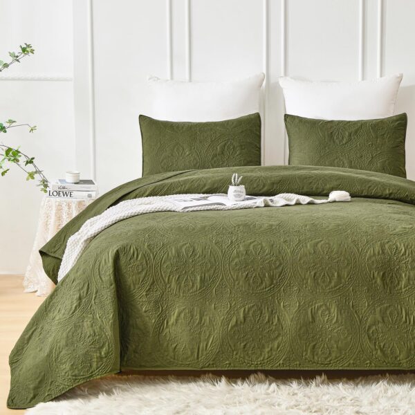 Olive Green Floral Bedspread Set   Lightweight for All Seasons