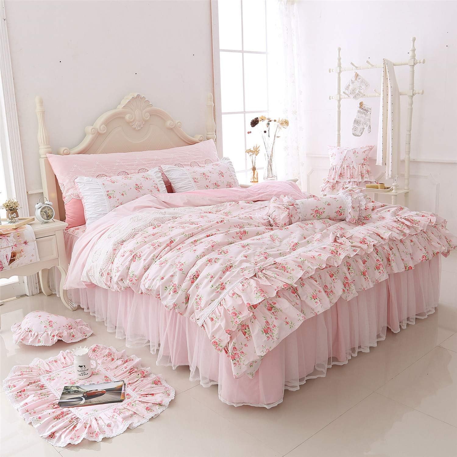 Romantic Rose Print 4 Piece Set With Lace Ruffles; Vintage Cottagecore Style