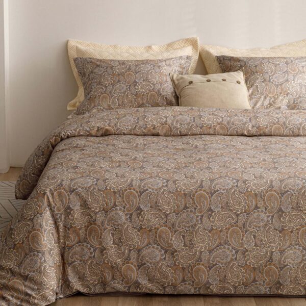 Jacquard Cotton Duvet Cover Three Piece Set   Soft and Skin Friendly
